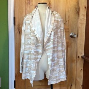 LUCKY BRAND Beige White Camo Cardigan Sweatshirt 7WD71032 $79.50 NWT S